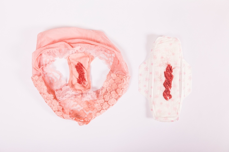 Existe uma correlação entre o ciclo menstrual e o movimento psíquico de cada pessoa que menstrua.